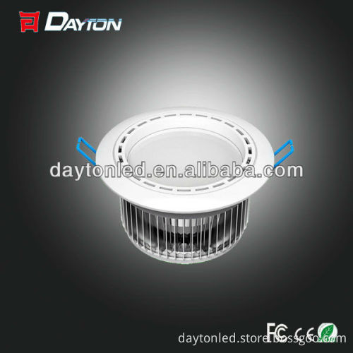 2013 Hot Sale and high quality 8W led ceiling pot lights